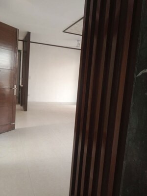 Room in 3.5 BHK Apartment at Conscient Hines Elevate, Sector 59 – for Rent