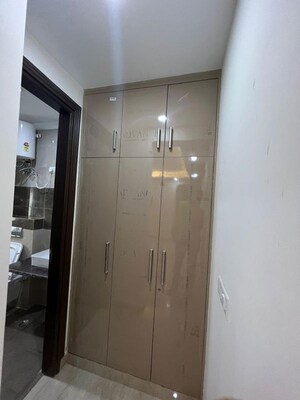 Building Lobby in 2 BHK Builder Floor at Sector 52 – for Rent