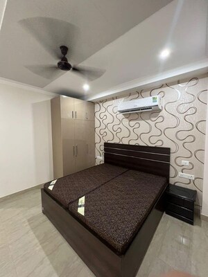 Bedroom in 2 BHK Builder Floor at Sector 52 – for Rent