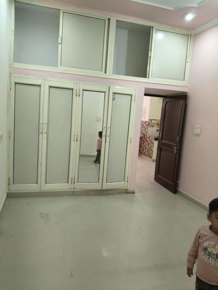 Room, gazipur 3 Bedroom 1100 Sq.Ft. Builder Floor In Gazipur Zirakpur 10634226