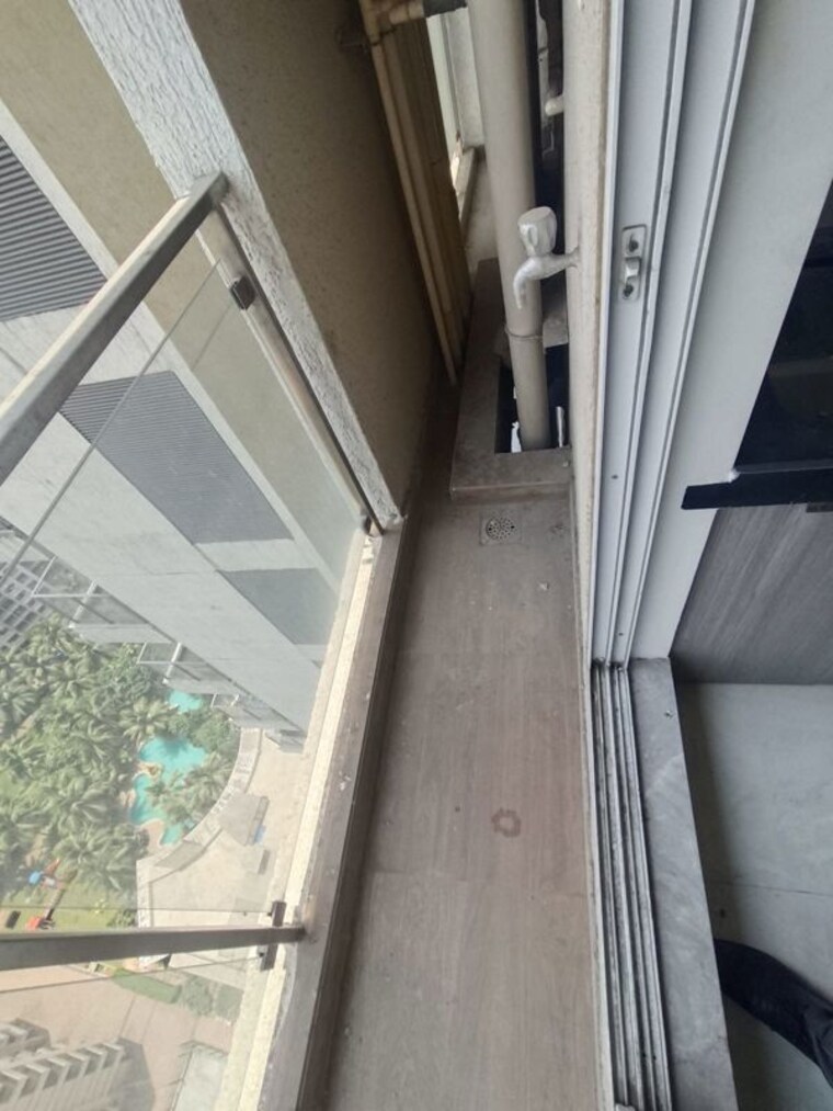 Balcony, lodha-high-end 4 Bedroom 2600 Sq.Ft. Apartment In Kapur Bawdi Thane 10634257