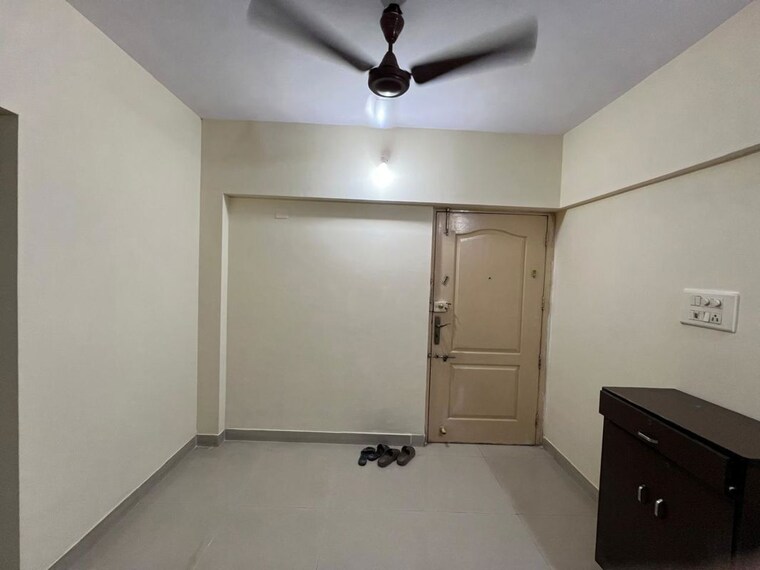 Room, mhada-pratiksha-nagar-sion 1 RK 180 Sq.Ft. Apartment In Sion Mumbai 10634400