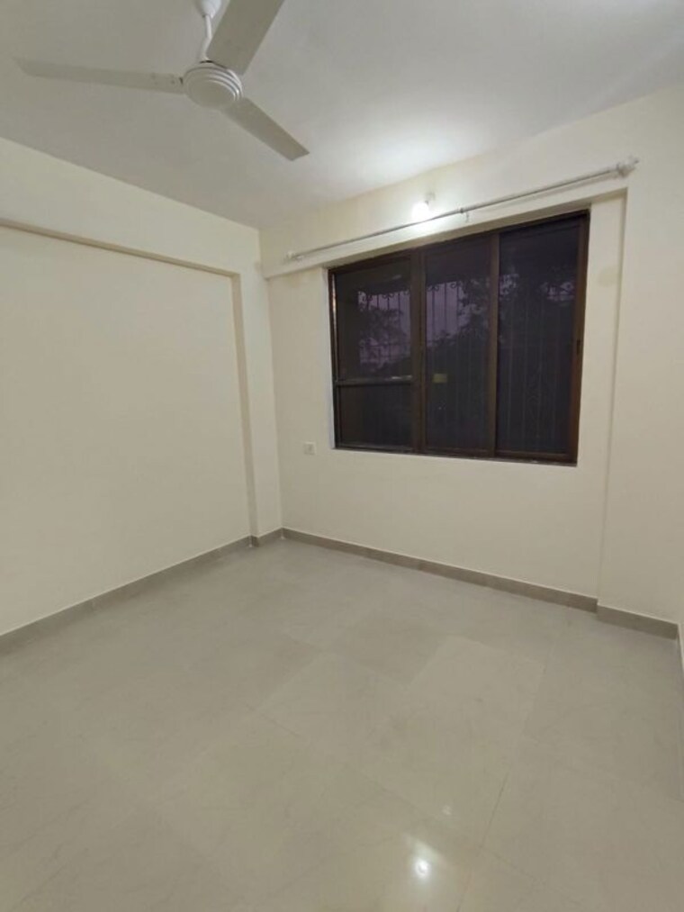 Room, mhada-pratiksha-nagar-sion 1 RK 180 Sq.Ft. Apartment In Sion Mumbai 10634409