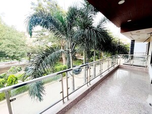 Balcony in 3 BHK Builder Floor at Sector 51 – for Rent