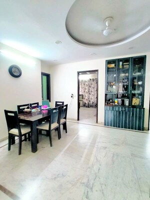 Parking in 3 BHK Builder Floor at Sector 51 – for Rent