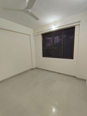 Room in 1 RK Apartment at Mhada Pratiksha Nagar Sion, Sion – for Rent