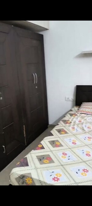 Furnished Amenities in 3 BHK Apartment at Vishwanath Maher Homes, Shela – for Rent