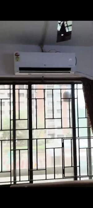 Room in 3 BHK Apartment at Vishwanath Maher Homes, Shela – for Rent
