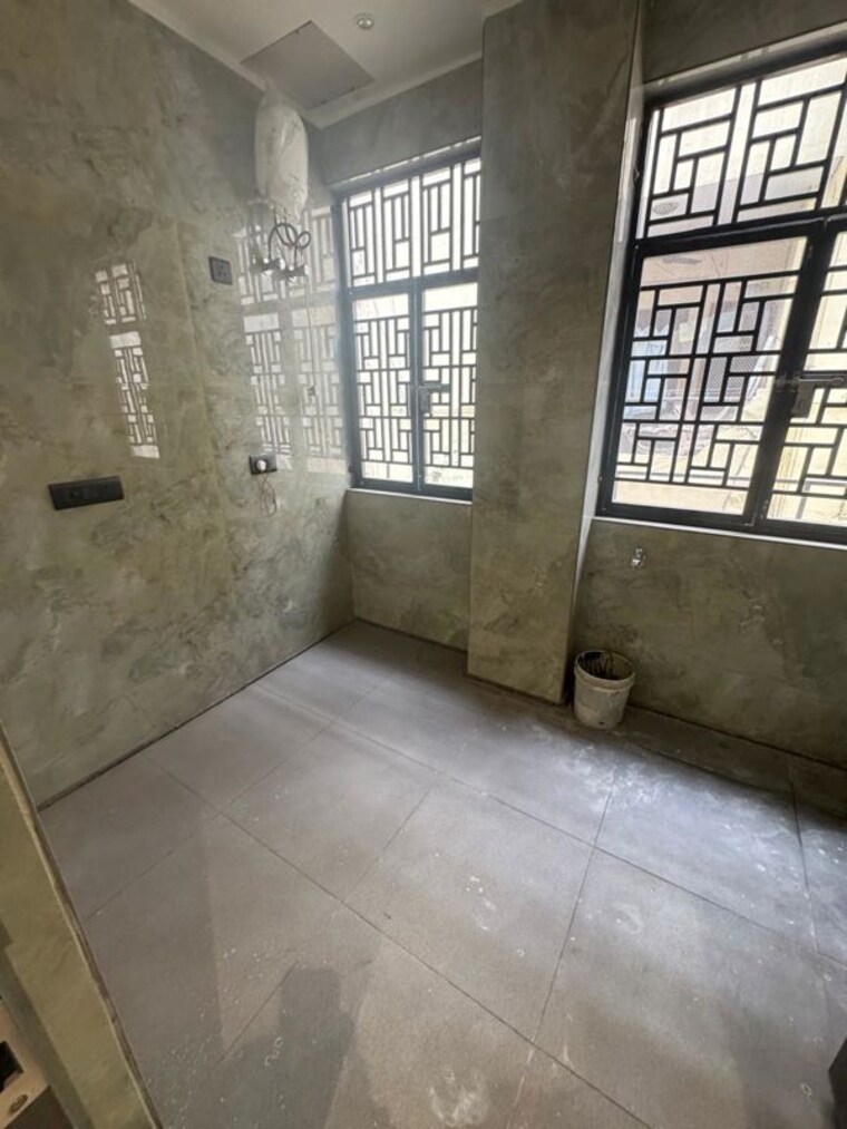 Kitchen, janakpuri 3 Bedroom 200 Sq.Yd. Builder Floor In Janakpuri Delhi 10634487