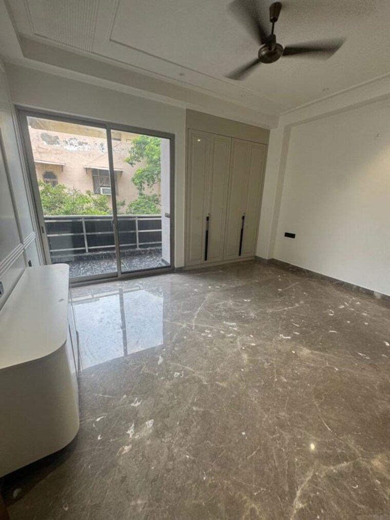 Room, janakpuri 3 Bedroom 200 Sq.Yd. Builder Floor In Janakpuri Delhi 10634487