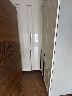Building Lobby in 3 BHK Builder Floor at Janakpuri – for Sale