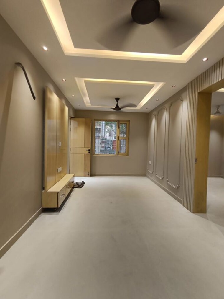 Room, janakpuri 3 Bedroom 140 Sq.Yd. Apartment In Janakpuri Delhi 10634493