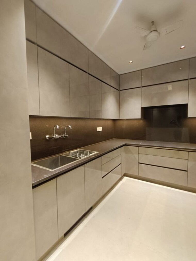 Kitchen, janakpuri 3 Bedroom 140 Sq.Yd. Apartment In Janakpuri Delhi 10634493