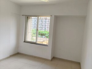Room in 2.5 BHK Apartment at 38 Park Majestique, Undri – for Rent
