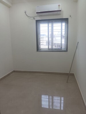 Room in 3 BHK Apartment at Manikonda – for Rent