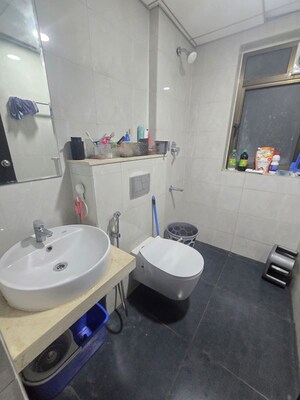 Attached Bathroom in 1 RK Apartment at Mahindra Vicino, Andheri East – for Rent