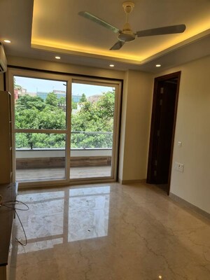 Room in 6+ BHK Villa at Unitech The Residences Sector 33, Sector 33 – for Sale