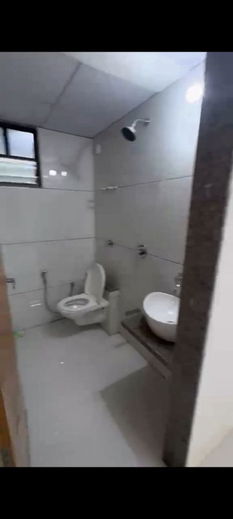 Bathroom, sthapatya-bliss 3 Bedroom 1700 Sq.Ft. Apartment In Shilaj Ahmedabad 10634565