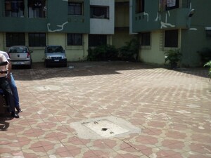 Parking in 1 BHK Apartment at RNA NG Regency Phase I, Balkum Pada – for Rent