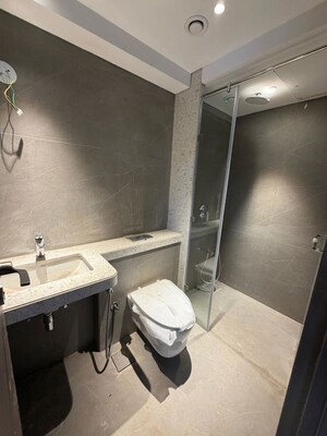 Furnished Amenities in 3 BHK Apartment at Rustomjee Ashiana, Juhu – for Rent