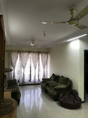 2 BHK Apartment For Sale in Gayatri Shivam Apartment, Kandivali East