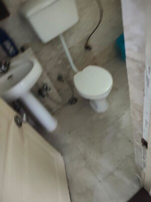 Bathroom in 2.5 BHK Apartment at Express Zenith, Sector 77 – for Sale