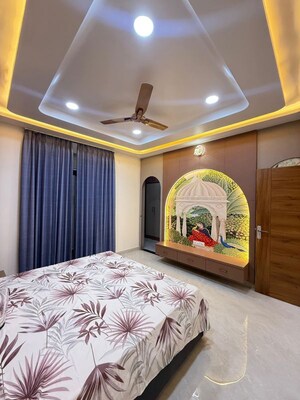Bedroom in 4 BHK Builder Floor at Hauz Khas Enclave – for Rent