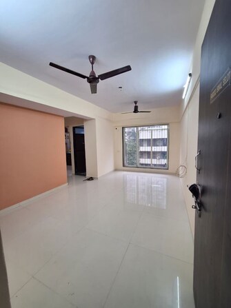 2 BHK Apartment For Rent in Madhav Goregaon Prakash CHS in Goregaon West, Mumbai