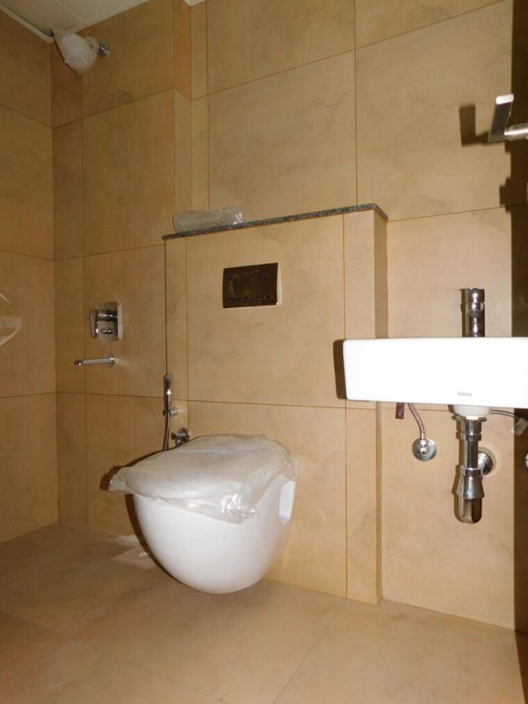 Bathroom, sd-siennaa-wing-d 1.5 Bedroom 515 Sq.Ft. Apartment In Kandivali East Mumbai 10634598