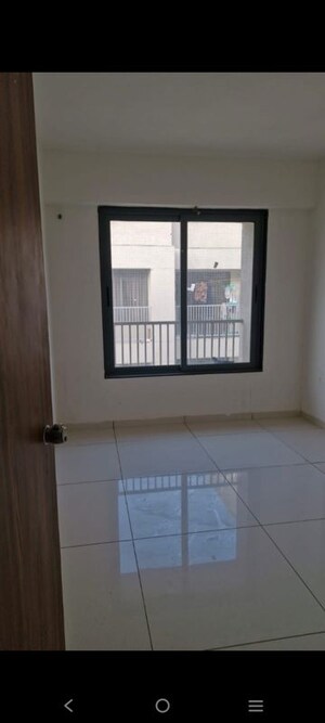 Room in 3 BHK Apartment at Saanvi Stella, South Bopal – for Rent