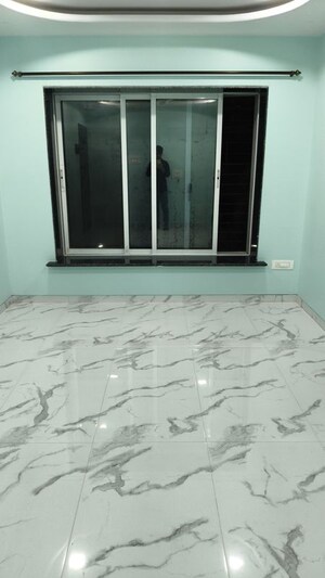 Room in 1 BHK Apartment at Mahim – for Rent