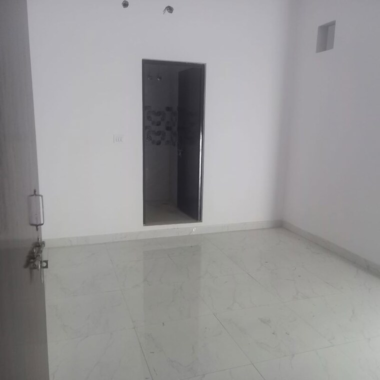 Room, sadhana-vijay-orc 1.5 Bedroom 500 Sq.Ft. Apartment In Viraj Khand Lucknow 10634652