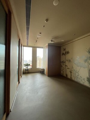Room in  Office Space at One Lodha Place, Lower Parel – for Rent