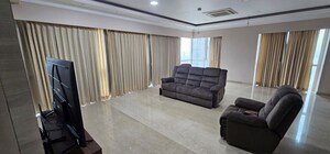 4 BHK Penthouse For Rent in Indiabulls Sky Forest, Lower Parel