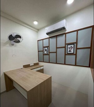 Room in  Office Space at Kantatoli – for Rent