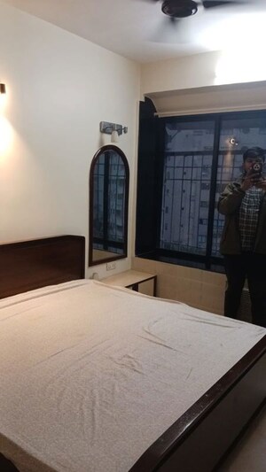Bedroom in 2 BHK Apartment at Paschim Apartments, Dadar West – for Rent