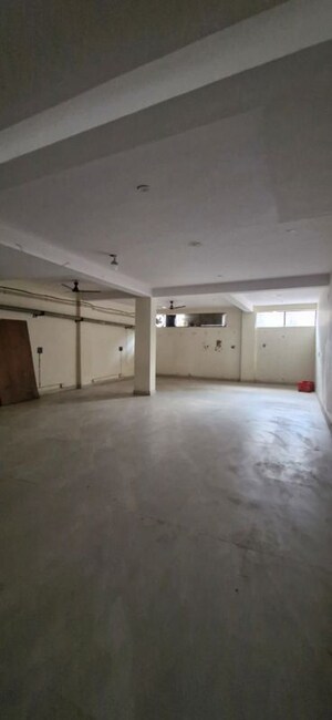  Warehouse For Rent in Sector 7