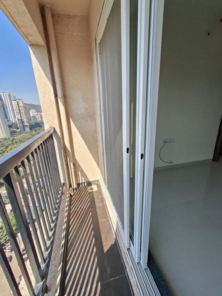 Balcony, raunak-residency-thane 1 Bedroom 400 Sq.Ft. Apartment In Pokhran Road No One Thane 10634763