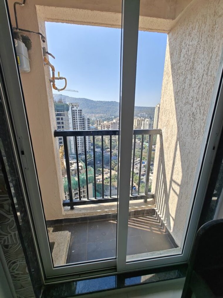 Balcony, raunak-residency-thane 1 Bedroom 400 Sq.Ft. Apartment In Pokhran Road No One Thane 10634763