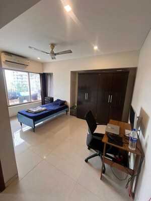 Living Room in  Pg at Malad East – for Rent