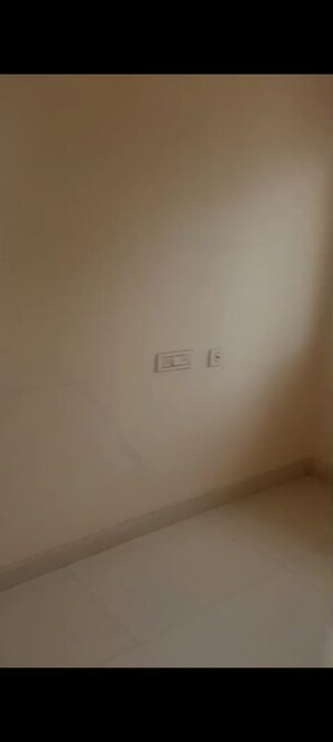Room in 3 BHK Apartment at Yapral – for Sale