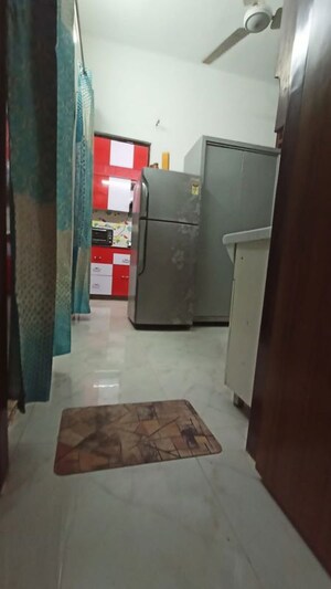 Furnished Amenities in 1 BHK Independent House at Chittaranjan Park – for Rent