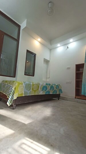 Bedroom in 1 BHK Independent House at Chittaranjan Park – for Rent