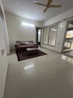 2 BHK + Study Room 900 Sq.Ft. Apartment in Esclare Royale
