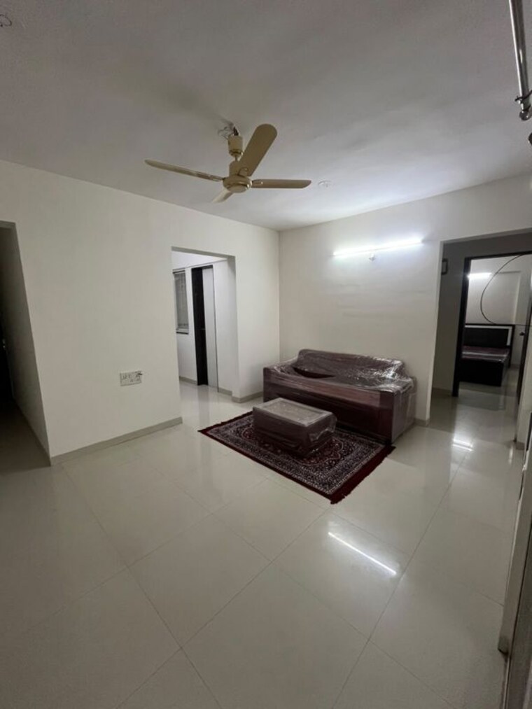 Living Room, esclare-royale 2 Bedroom 900 Sq.Ft. Apartment In Kharadi Pune 10634890