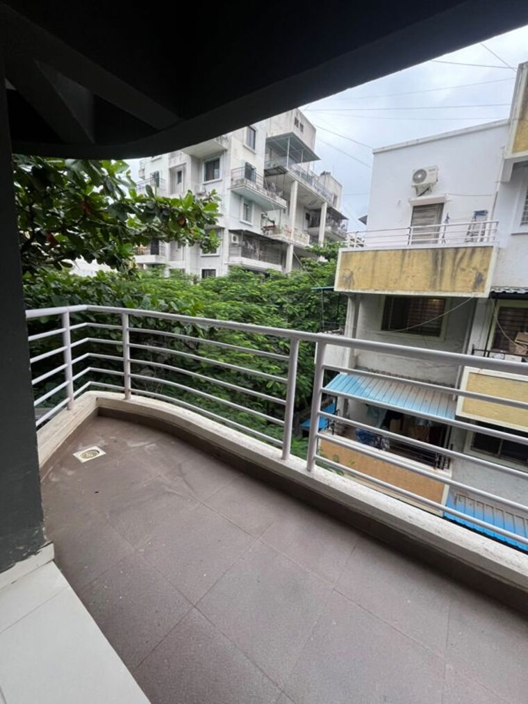 Balcony, esclare-royale 2 Bedroom 900 Sq.Ft. Apartment In Kharadi Pune 10634890