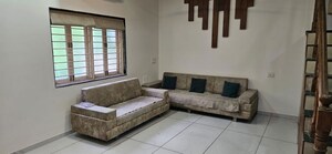 Living Room in 4 BHK Villa at Bungalow Area – for Rent