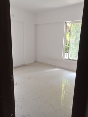 Bedroom in 3.5 BHK Apartment at Bhusari Colony – for Rent