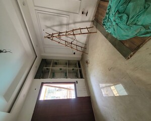 Furnished Amenities in 3 BHK Builder Floor at Green Fields Colony – for Sale