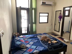 Bedroom in 2 BHK Builder Floor at Sector 49 – for Rent